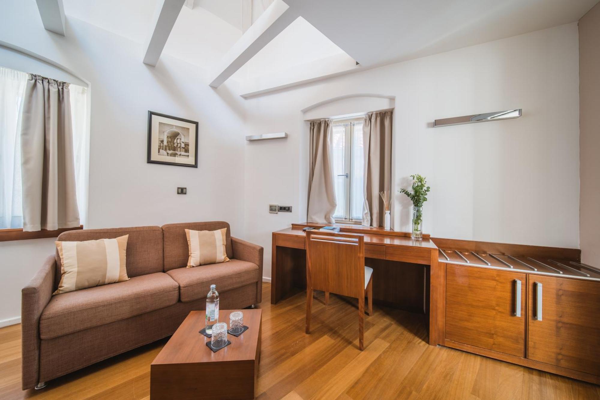 Hotel Vestibul Palace & Villa - Small Luxury Hotels Of The World Сплит Экстерьер фото